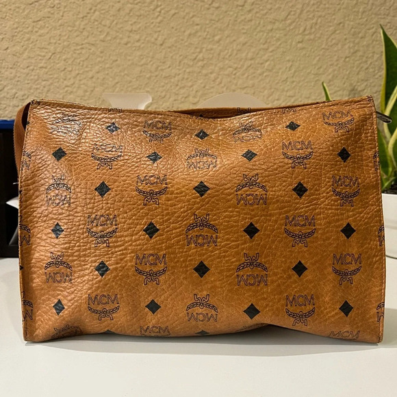 MCM Cognac Pouch - Picture 2 of 14